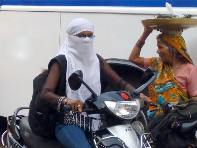 196_Emancipazione femminile in India_Tema Tempi Moderni